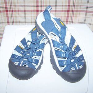 Keens Hiking/Water Shoes Sz 6.5